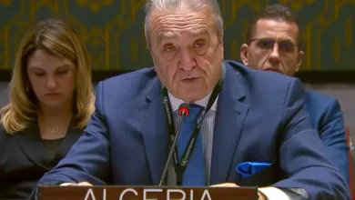 صورة تتويج الدبلوماسي الجزائري عمار بن جامع شخصية دبلوماسية لسنة 2025