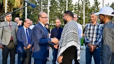 صورة وصول 11 مواطنا جزائريا من المشاركين في “قافلة الصمود” المتضامنة مع غزة