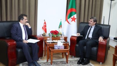 صورة بداني يبحث مع سفير تركيا بالجزائر سبل تعزيز التعاون والشراكة
