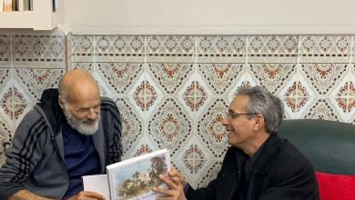 صورة للاطمئنان على وضعه الصحي..زهير بللو في زيارة للبروفيسور محمد المصطفى فيلاح