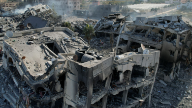 صورة حصيلة الشهداء ترتفع إلى 10569 : استشهاد العشرات في غارات إسرائيلية متواصلة على غزة