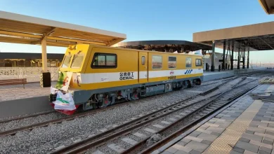 صورة انطلاق التجارب التقنية الأولية للخط الحديدي المنجمي الغربي الرابط بين بشار وتندوف وغارا جبيلات