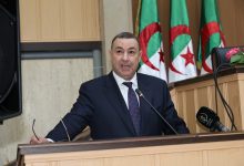 صورة سعيود يشرف على تنصيب الوالي الجديد لوهران..رئيس الجمهورية حريص على ترسيخ ثقافة النجاعة في التسيير العمومي