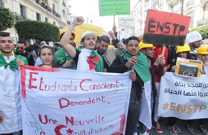 صورة الطيب بوزيد: لا وجود لسنة بيضاء في الجامعات