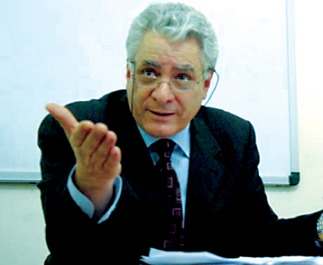 صورة بوشاشي: “لا حوار مع رموز النظام”