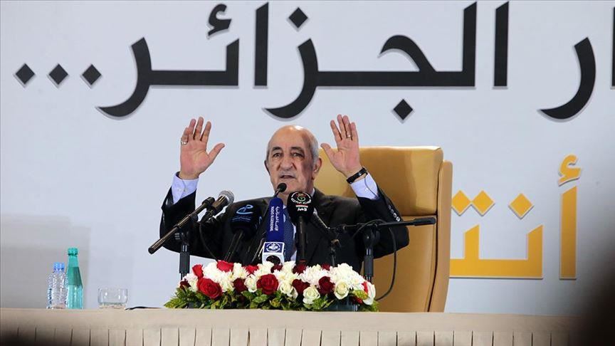 صورة تبون يؤدي اليمين الدستورية ويوجّه خطابا للأمة اليوم