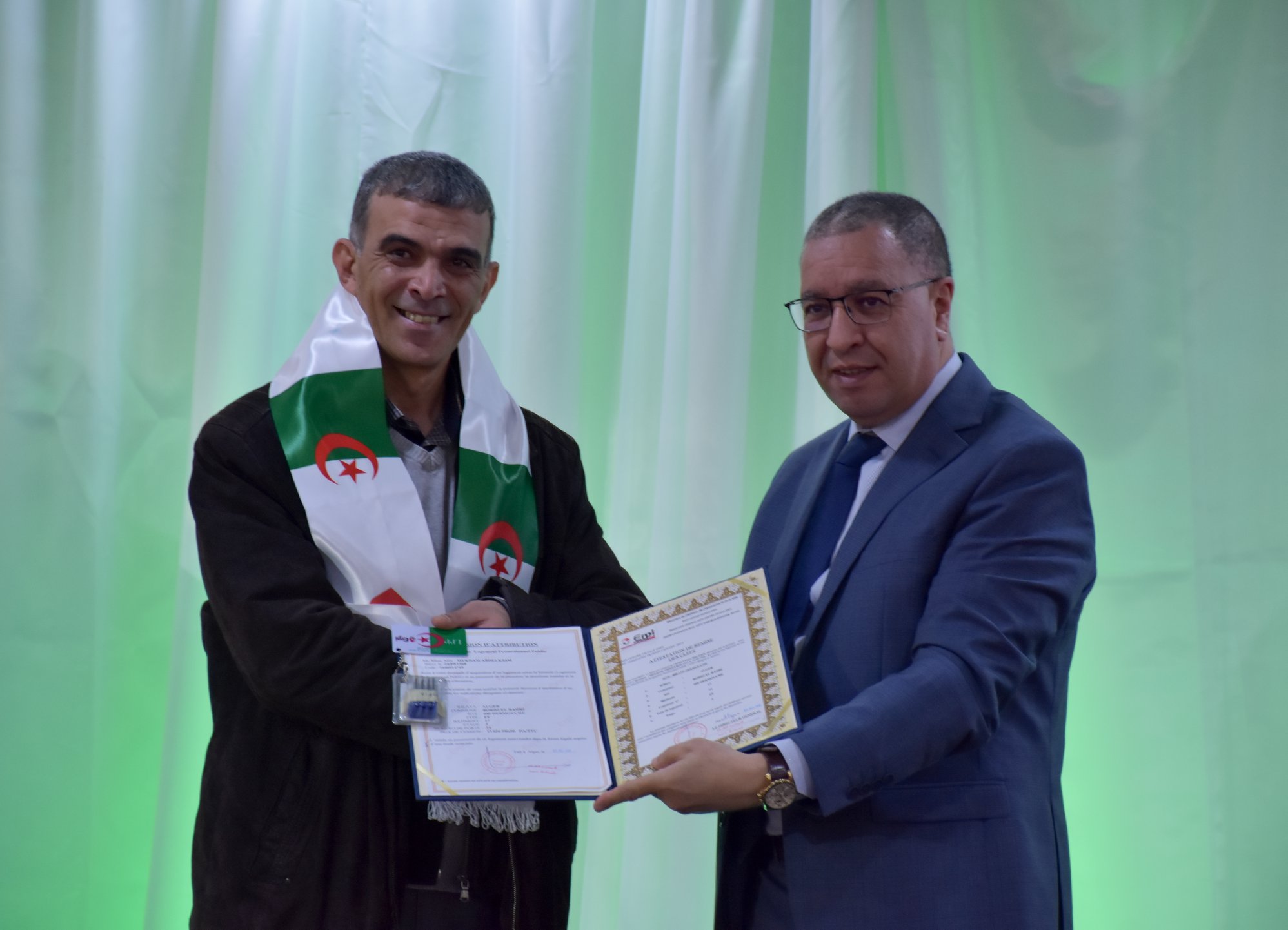 صورة تسليم 1.330 وحدة بصيغتي “عدل” و”الترقوي العمومي” بكل من العاصمة والبليدة وتيبازة والشلف