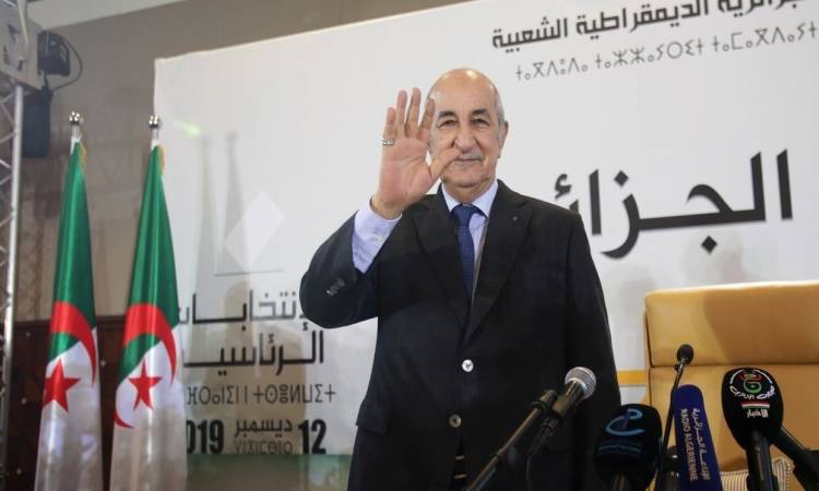 صورة ملفات ثقيلة على طاولة الرئيس المنتخب