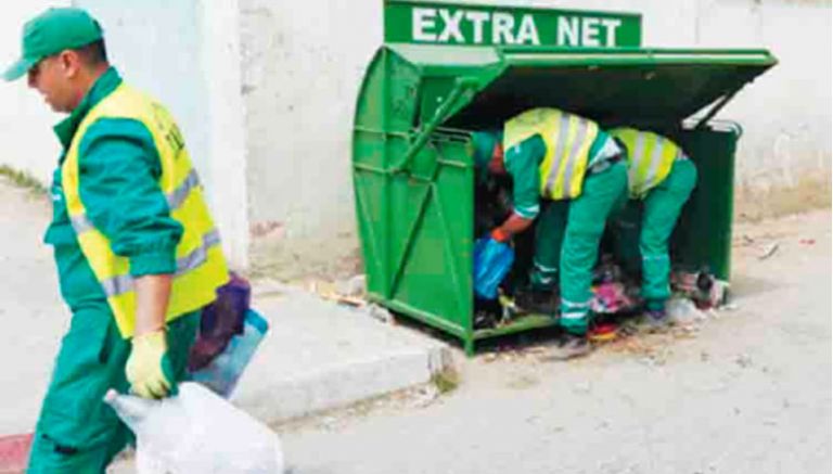 صورة “اكسترا نات” تضاعف دوريات جمع النفايات المنزلية بالعاصمة
