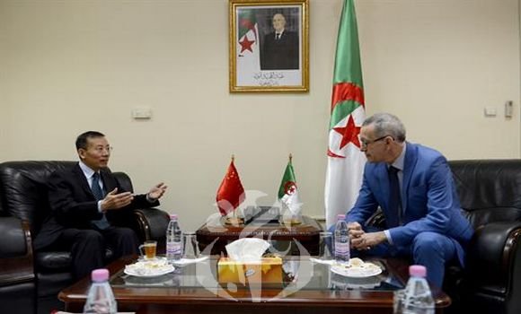 صورة تعزيز التعاون الثنائي في المجال الإعلامي بين الجزائر والصين