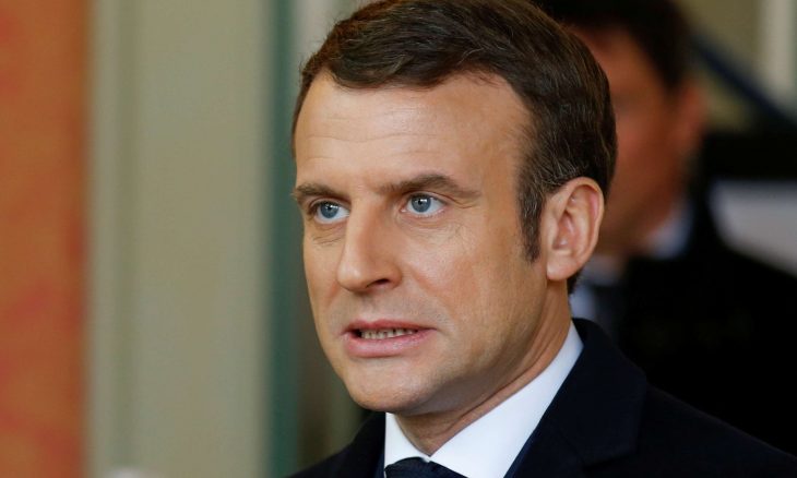 صورة ما هي العقوبة التي تنتظر من صفع الرئيس الفرنسي؟