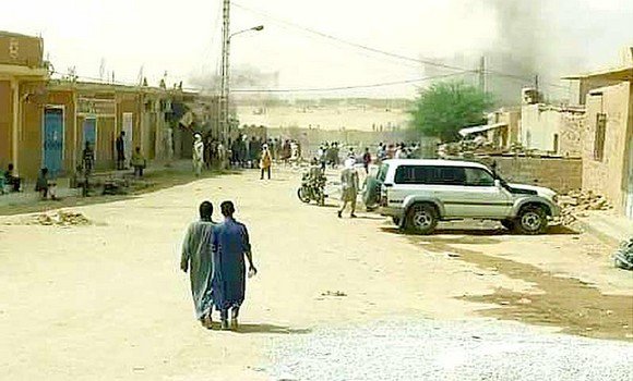 صورة عودة الهدوء تدريجيا إلى مدينة تين زواتين بولاية تمنراست