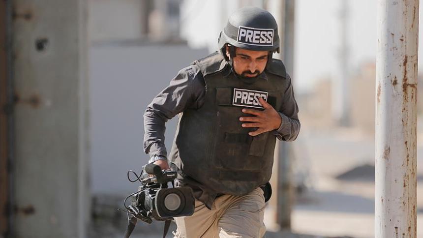 صورة لجنة دعم الصحفيين الفلسطينيين: الاحتلال الصهيونى ارتكب 56 انتهاكًا بحق صحفيين مقدسيين