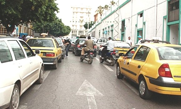 صورة الجزائر العاصمة: استئناف نشاط سيارات الأجرة الفردية بداية من الاثنين