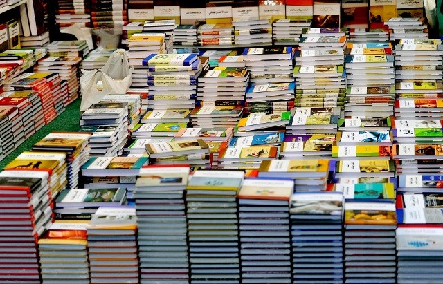 صورة مديرية الثقافة لوهران  توزيع 5 آلاف كتاب على المكتبات البلدية