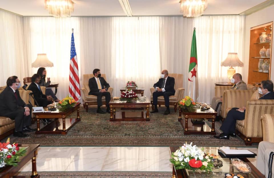 صورة الجزائر والولايات المتحدة الأمريكية تتطلعان إلى تعزيز التعاون العسكري: اتفاق على متابعة التشاور والتنسيق  لتوطيد أركان الأمن والسلم في ليبيا والساحل الإفريقي