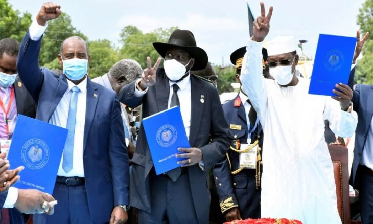 صورة السودان: يوقع اتفاق سلام تاريخي مع المتمردين لكن يبقى التطبيق