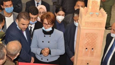 صورة وزيرة الثقافة والفنون تؤكد دعمها لتطوير السياحة الدينية في الجزائر