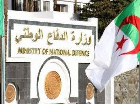 صورة وزارة الدفاع الوطني:  وضع المنشآت الرياضية العسكرية تحت تصرف الاتحادية الجزائرية للملاكمة