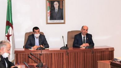 صورة تنصيب أول لجنة للحوار والتشاور بين وزار الصناعة والاتحاد العام للعمال الجزائريين لفرع الميكانيك