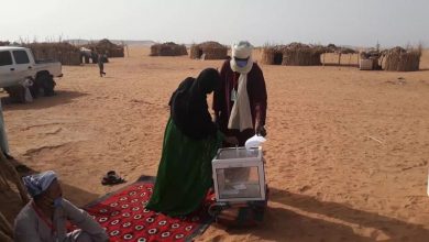 صورة النعامة… انطلاق عملية التصويت عبر المناطق النائية في أنحاء الولاية