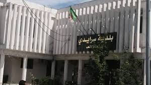 صورة والي عنابة يقرر إنهاء مهام رئيس بلدية سرايدي