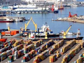 صورة ميناء الجزائر: ارتفاع عدد حاويات التصدير بـ18 بالمائة منذ بداية السنة