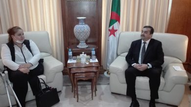 صورة عرقاب يستقبل البطلة الرياضية البارالمبية نسيمة صايفي