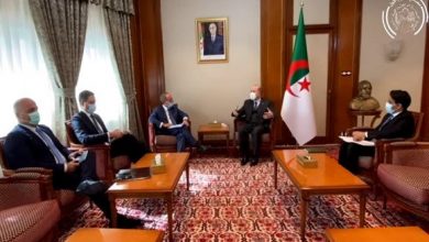 صورة أيمن بن عبد الرحمان يستقبل سفير إيطاليا بالجزائر