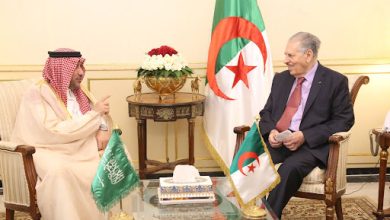 صورة قوجيل يستقبل سفير المملكة العربية السعودية بالجزائر