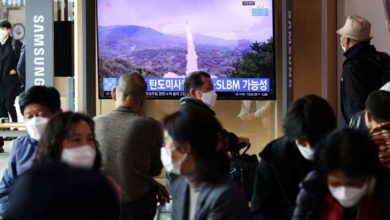 صورة كوريا الشمالية: إطلاق صاروخ بالستي من غواصة
