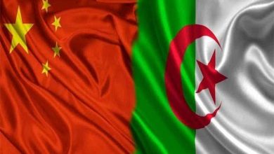 صورة توقيع خطة جديدة للتعاون الاستراتيجي بين الجزائر والصين