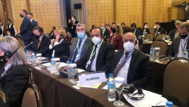 صورة الوفد الجزائري يرفض الجلوس خلف الوفد الإسرائيلي خلال المؤتمر الأوروبي لرؤساء البرلمانات