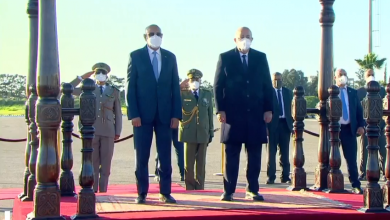 صورة الرئيس الموريتاني يصل إلى الجزائر