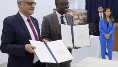 صورة إبرام اتفاقية بين وزارة التكوين والتعليم المهنيين والمجلس الأعلى للشباب