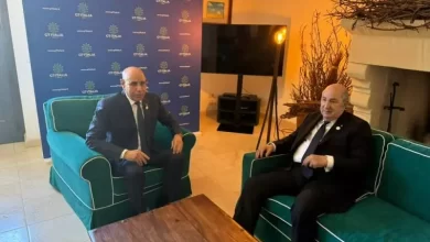 صورة رئيس الجمهورية بتحادث مع الرئيس الموريتاني على هامش قمة السبع