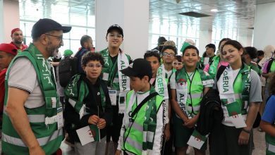صورة استقبال أول فوج من أبناء الجالية للمشاركة في المخيمات الصيفية..فرصة لبناء جسور التواصل بين الجالية ووطنها الأم