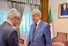 صورة العرباوي يستقبل سفير جمهورية البرتغال لدى الجزائر