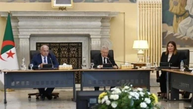 صورة ناصري وبوغالي يترأسان اجتماعا لضبط جدول الأعمال : إيداع 18 مشروع قانون لدى مكتبي المجلس الشعبي الوطني ومجلس الأمة
