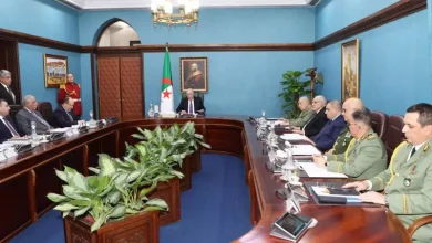 صورة رئيس الجمهورية يترأس اجتماعا للمجلس الأعلى للأمن