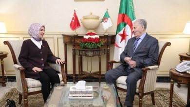 صورة رئيس مجلس الأمة يستقبل سفيرة تركيا بالجزائر