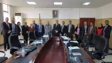صورة وزير الصحة يؤكد تعزيز الحوار مع مهنيي القطاع وتطوير خدمات النقل والرعاية الصحية