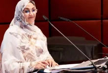 صورة جمعية كتالونية تدين منع أمينتو حيدار من السفر وتصفه بانتهاك صارخ لحقوق الإنسان