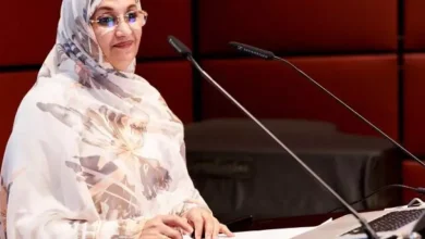 صورة جمعية كتالونية تدين منع أمينتو حيدار من السفر وتصفه بانتهاك صارخ لحقوق الإنسان