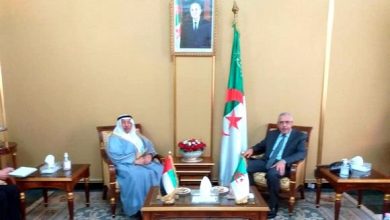 صورة وزير العدل يستقبل سفير دولة الإمارات العربية المتحدة بالجزائر