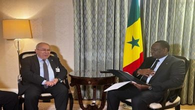 صورة الرئيس تبون يدعو نظيره السنغالي ماكي سال لحضور القمة العربية بالجزائر بصفته رئيس الاتحاد الإفريقي