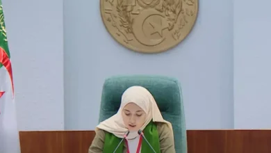 صورة تنصيب آمنة لقرين رئيسة لأول برلمان للطفل الجزائري (2025-2027)