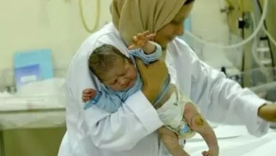صورة شبه الطبي والقابلات: سايحي يدعو إلى التدريب المستمر والابتكار