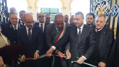 صورة سعيود يشرف بوهران على وضع مقر البلدية حيز الخدمة وتدشين نفق ساحة أول نوفمبر
