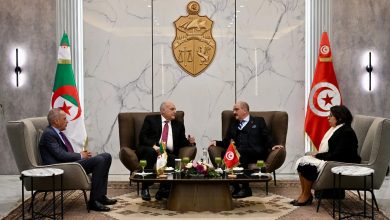 صورة أحمد عطاف بتونس للمشاركة في الاجتماع الوزاري لدول جوار ليبيا